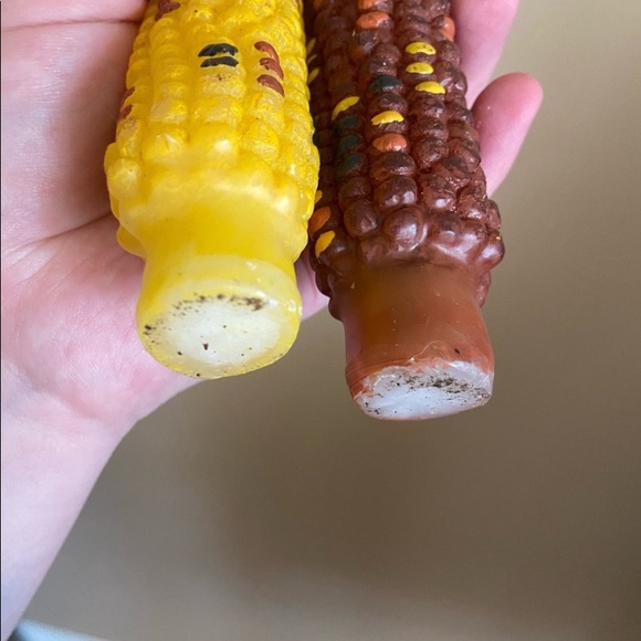 Realistic Corn Pillar Candles - Picture 2 of 3